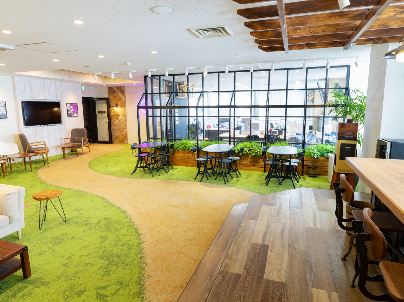 ABOUT US 会社について